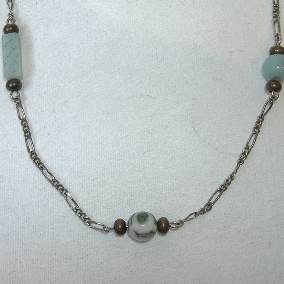 Green Stone Beaded Silver Metal Chain Necklace New - Picture 2 of 7